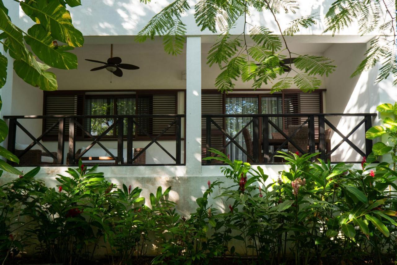 Hotel Casa Hemingway Juan Dolio Exterior photo